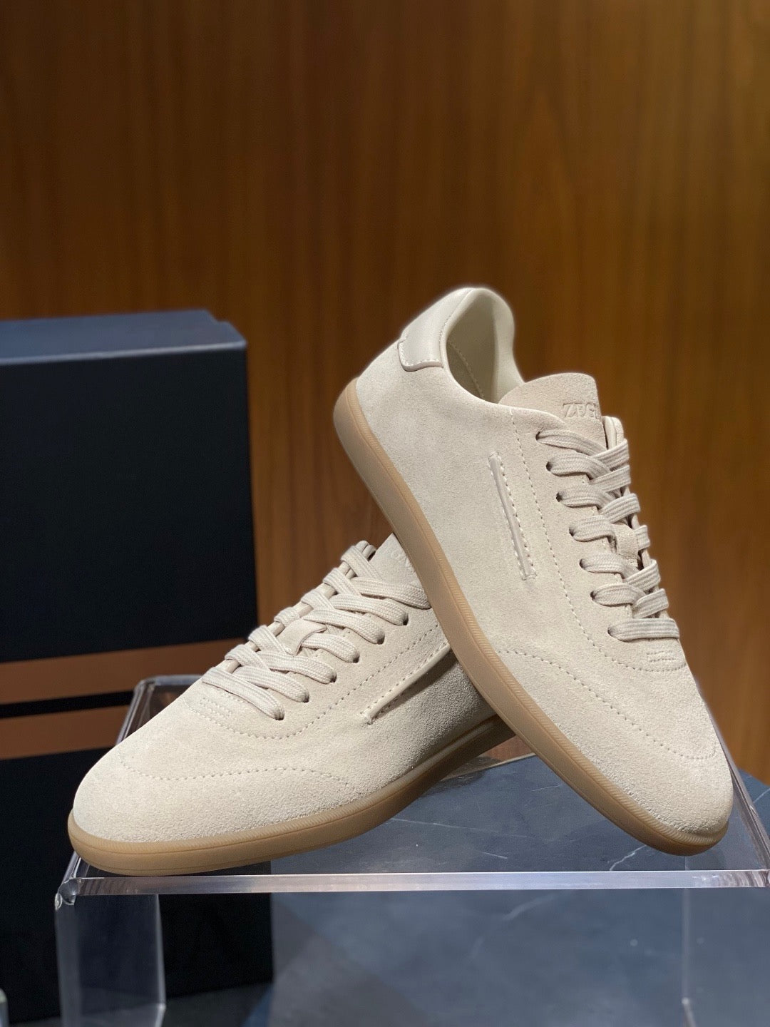 Camel Suede Embossed Low-Top - Men's