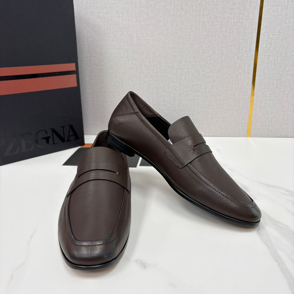 Black Leather Plain Penny Loafer - Men's
