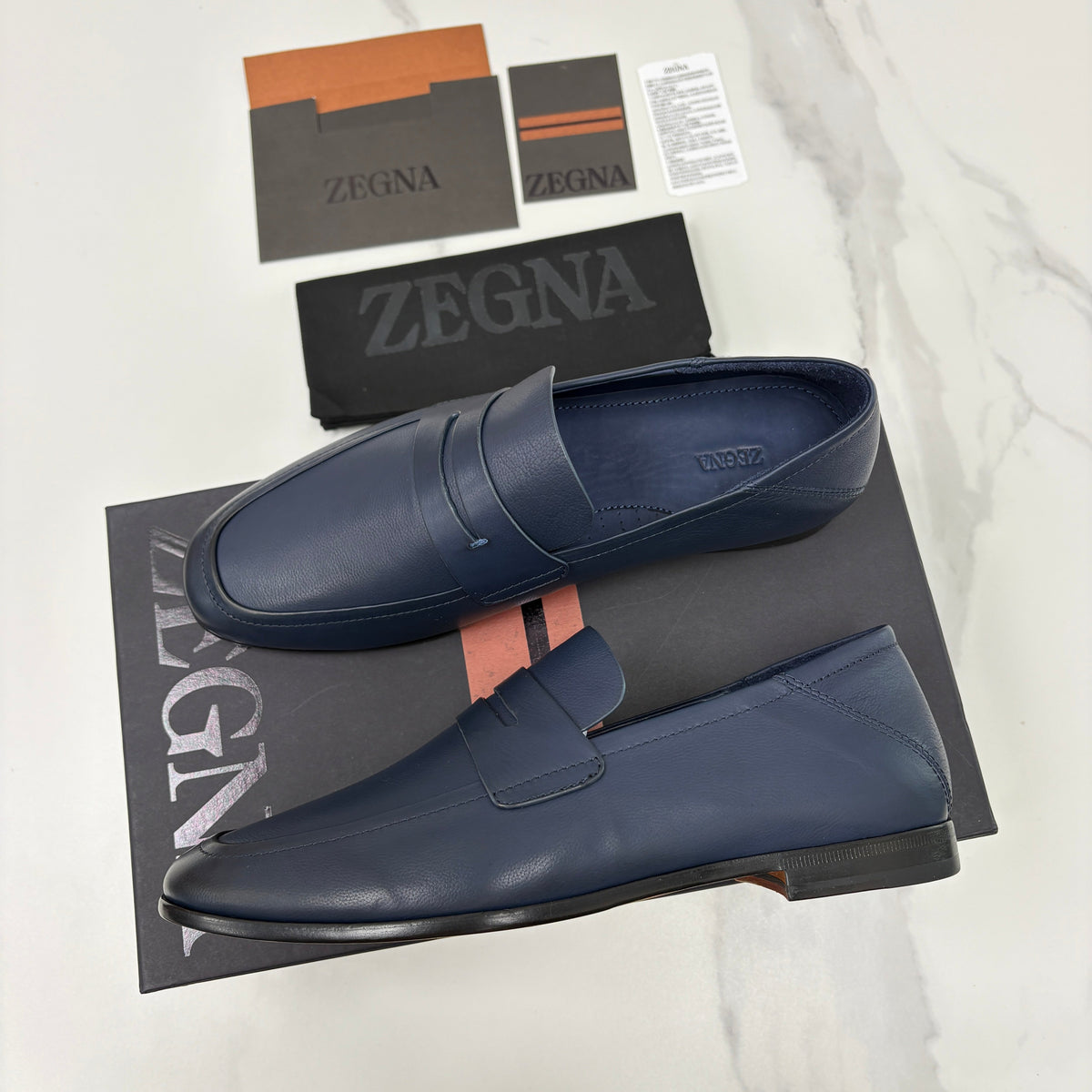Black Leather Plain Penny Loafer - Men's