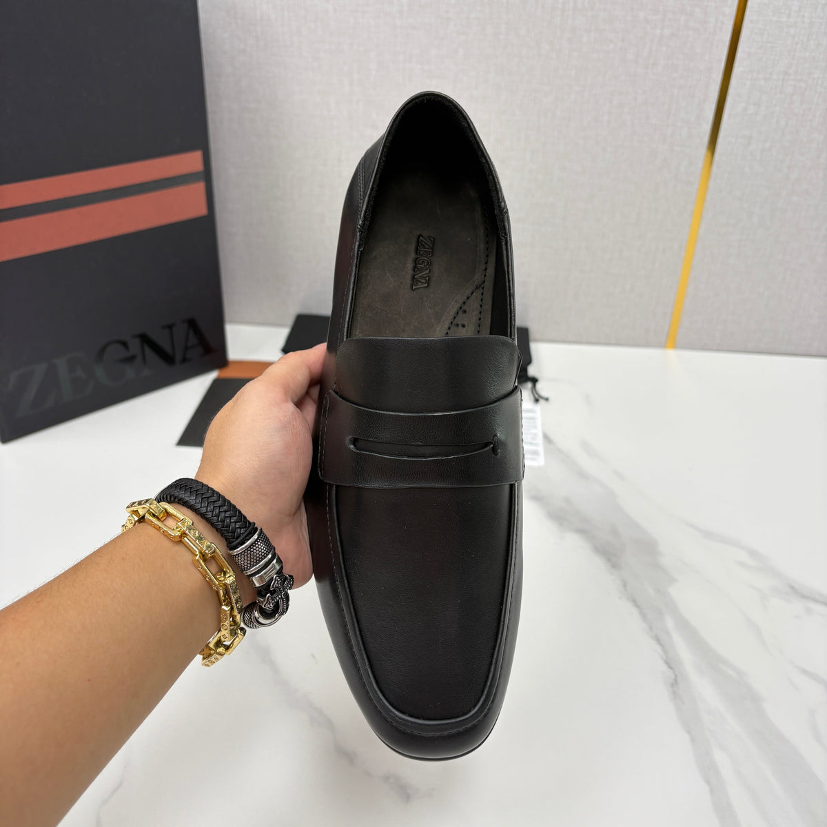 Black Leather Plain Penny Loafer - Men's