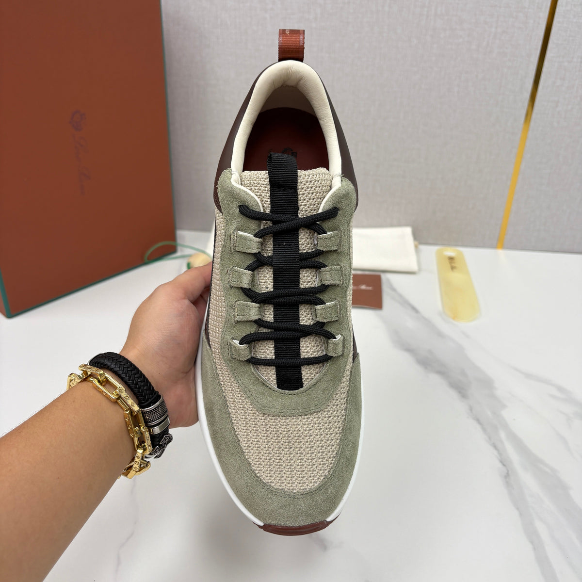 White Mesh Panelled Runner - Men's