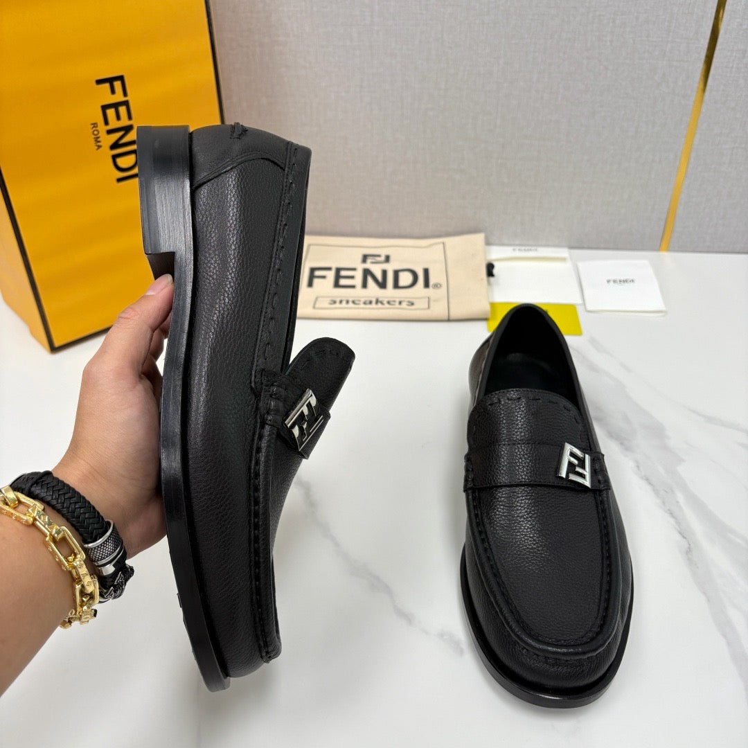 Black Leather Logo Bit Loafer - Men's