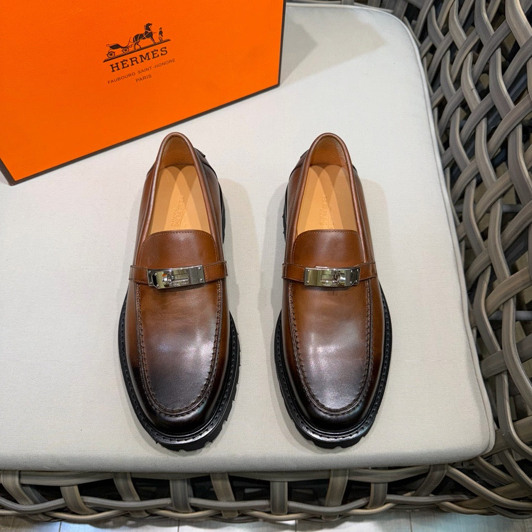 Black Leather Gold Hardware Loafer - Men's