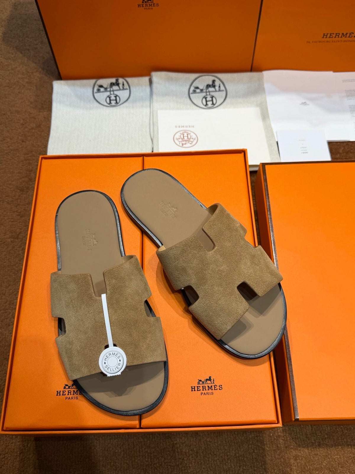 Camel Suede Cutout Single Band - Men's