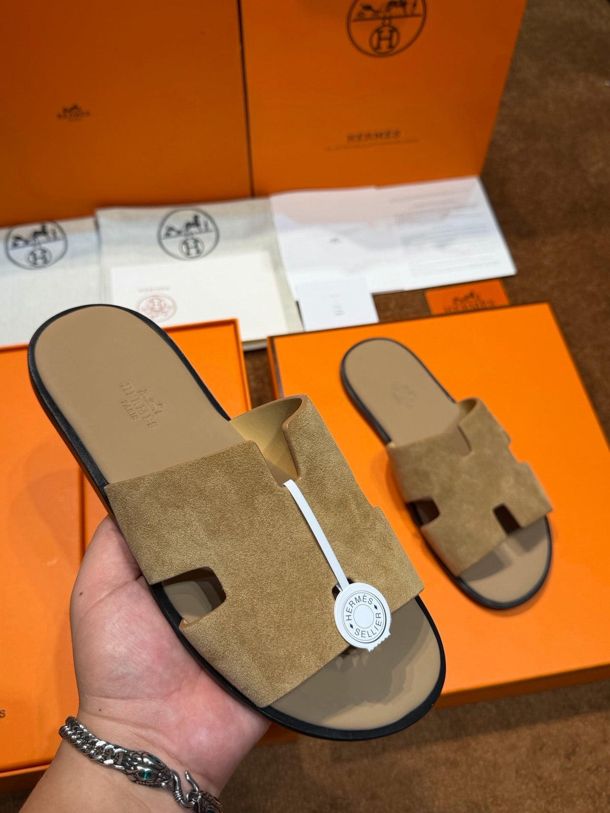 Camel Suede Cutout Single Band - Men's