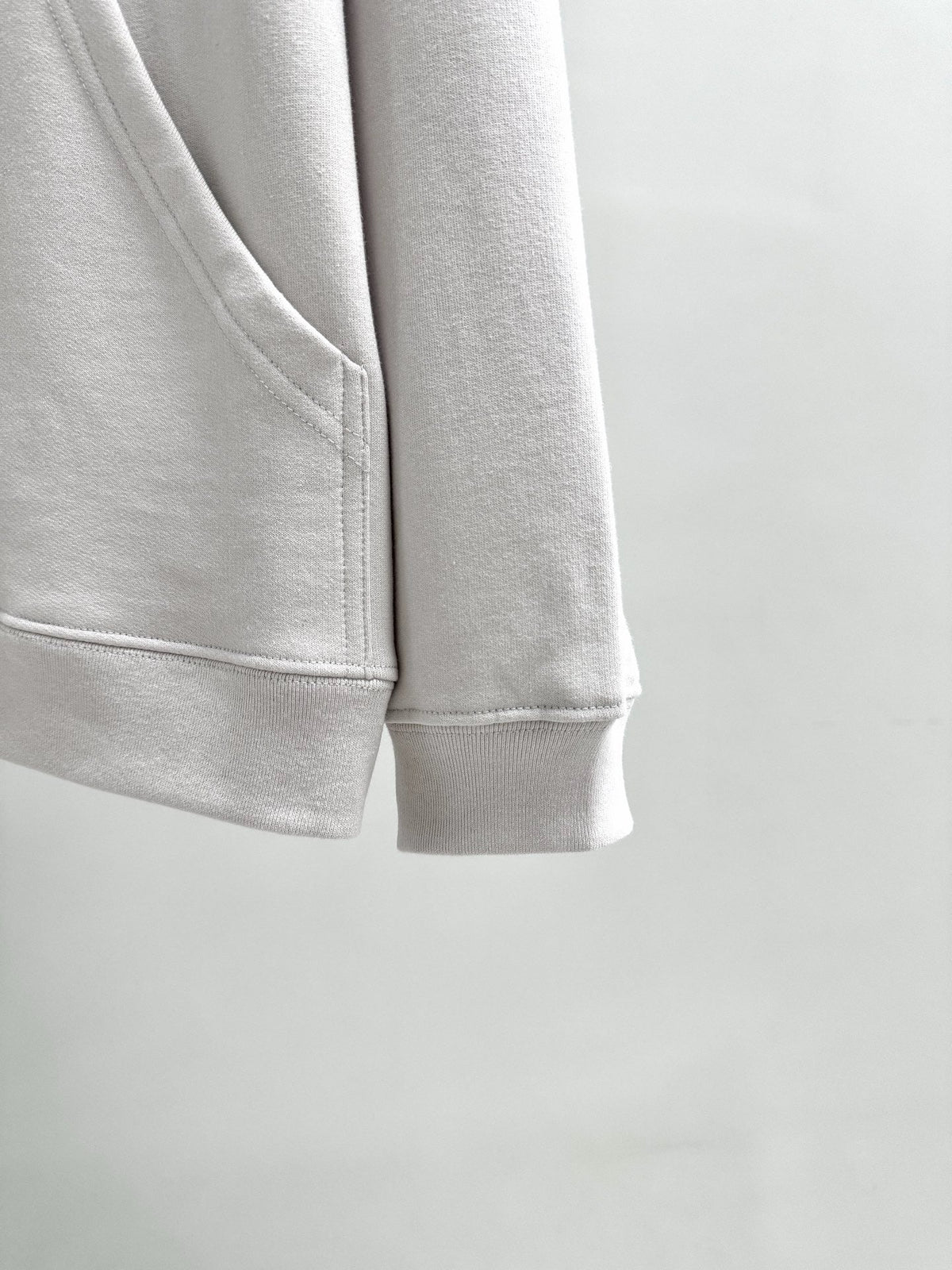Black Cotton Graphic Pullover - Men's