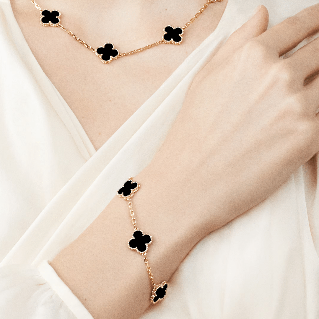 Vintage Alhambra Bracelet, 5 motifs. – color and features may vary from one creation to another – LUX VERSE Luxury Designer Fashion Outlet