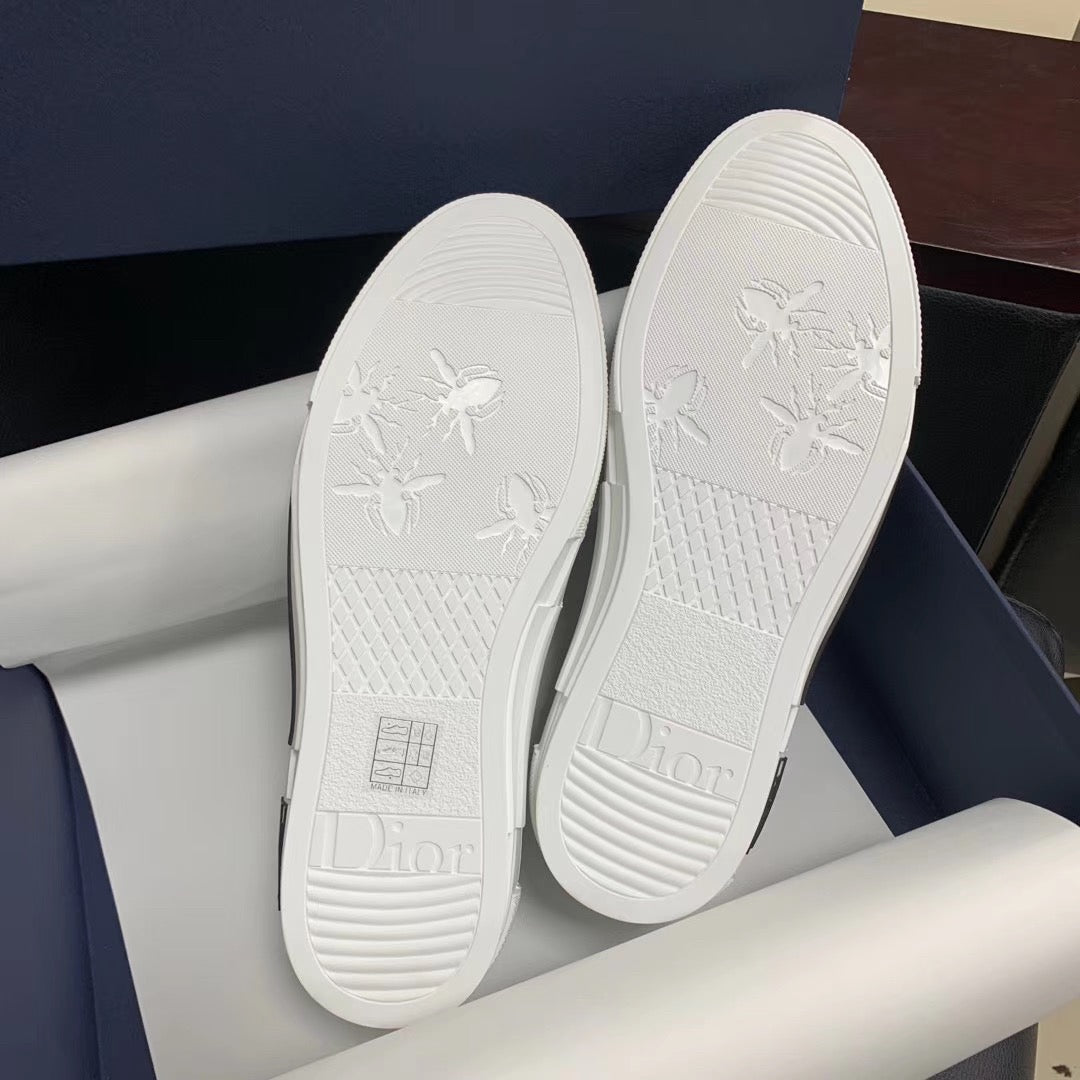 B23 Low White Oblique Sneakers
