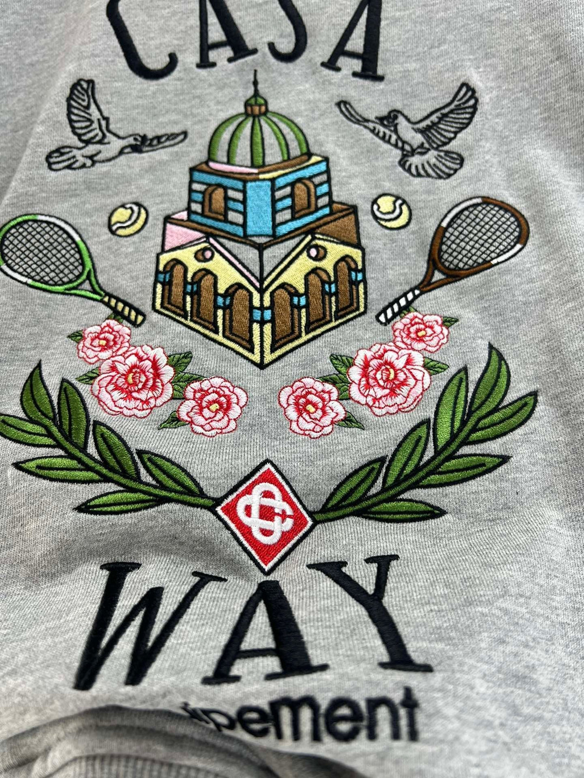 Grey Cotton Crest Graphic Crewneck - Men's