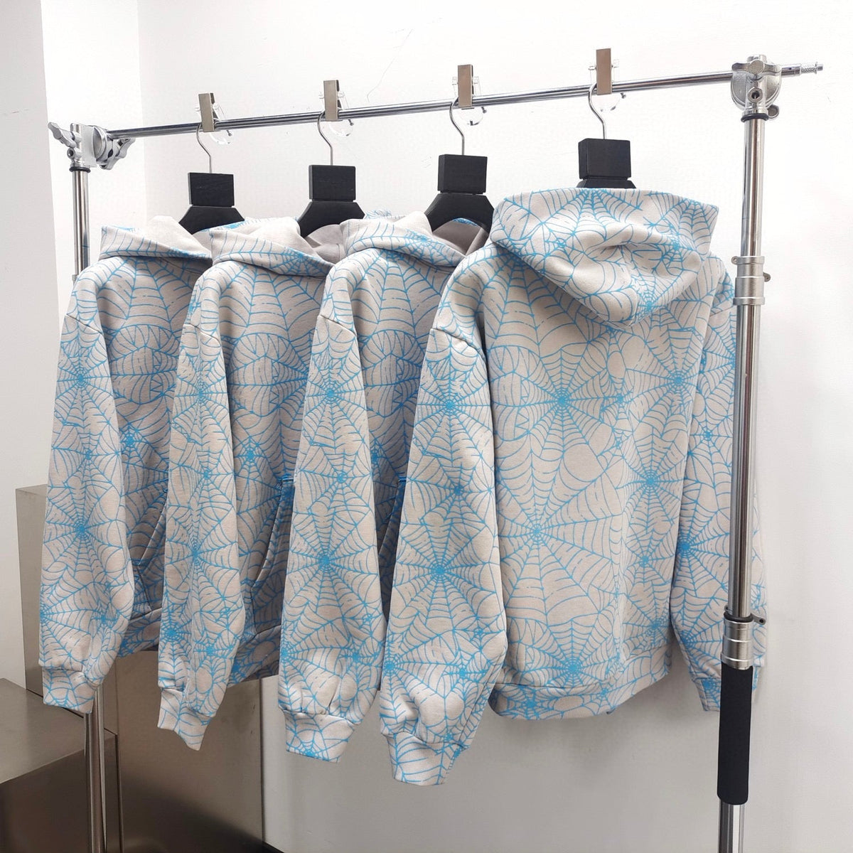 White Cotton Web Print Pullover - Men's