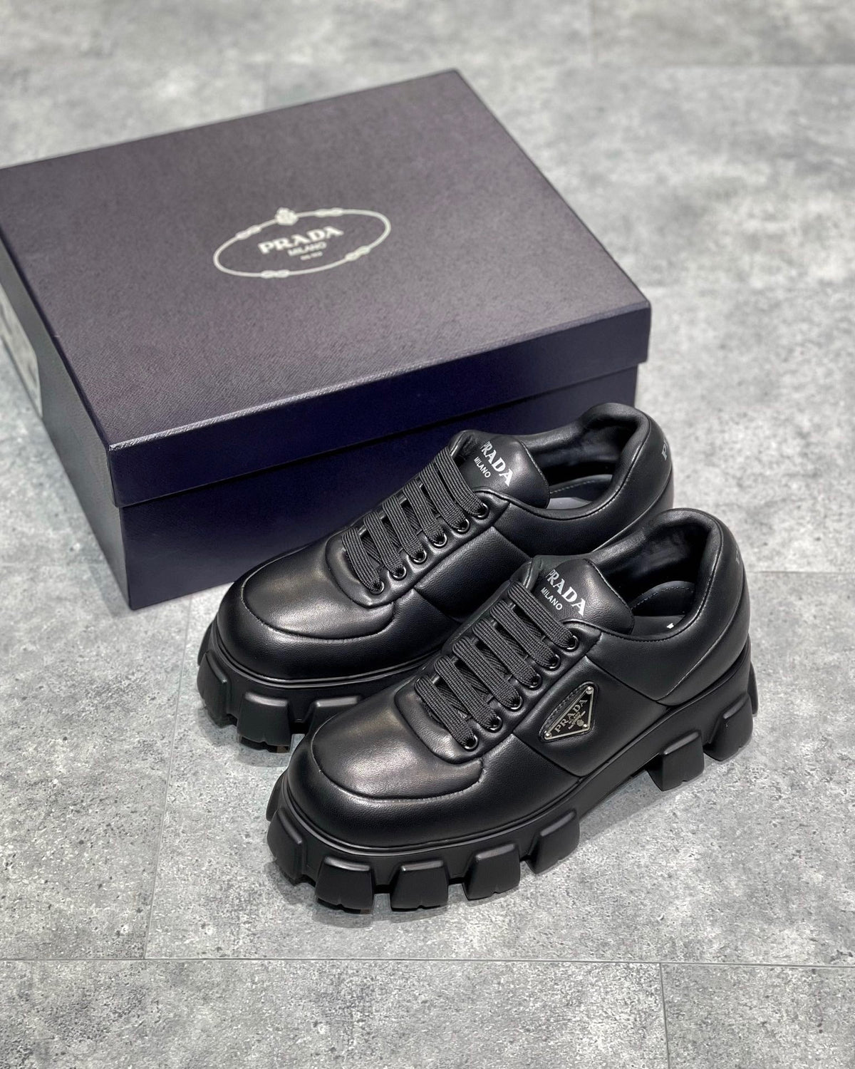 Black Leather Lug-Sole Chunky - Men's