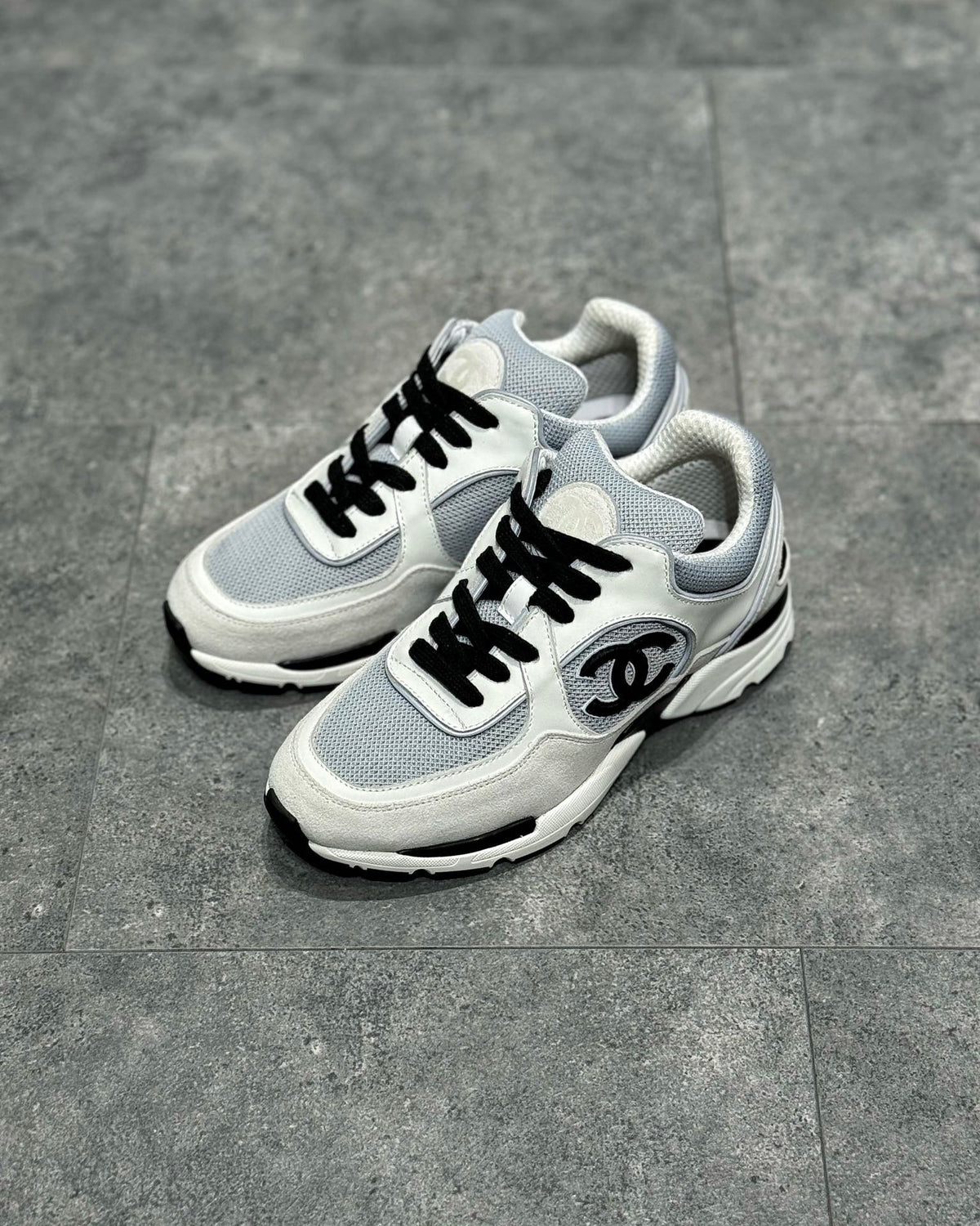 White Mesh Colourblock Chunky - Women's