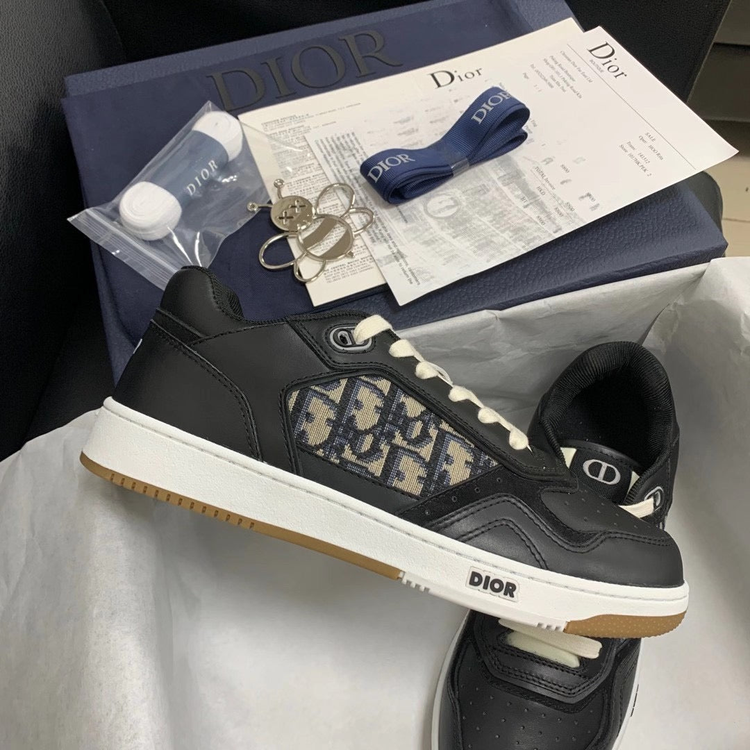 B27 Low Black Oblique Sneakers