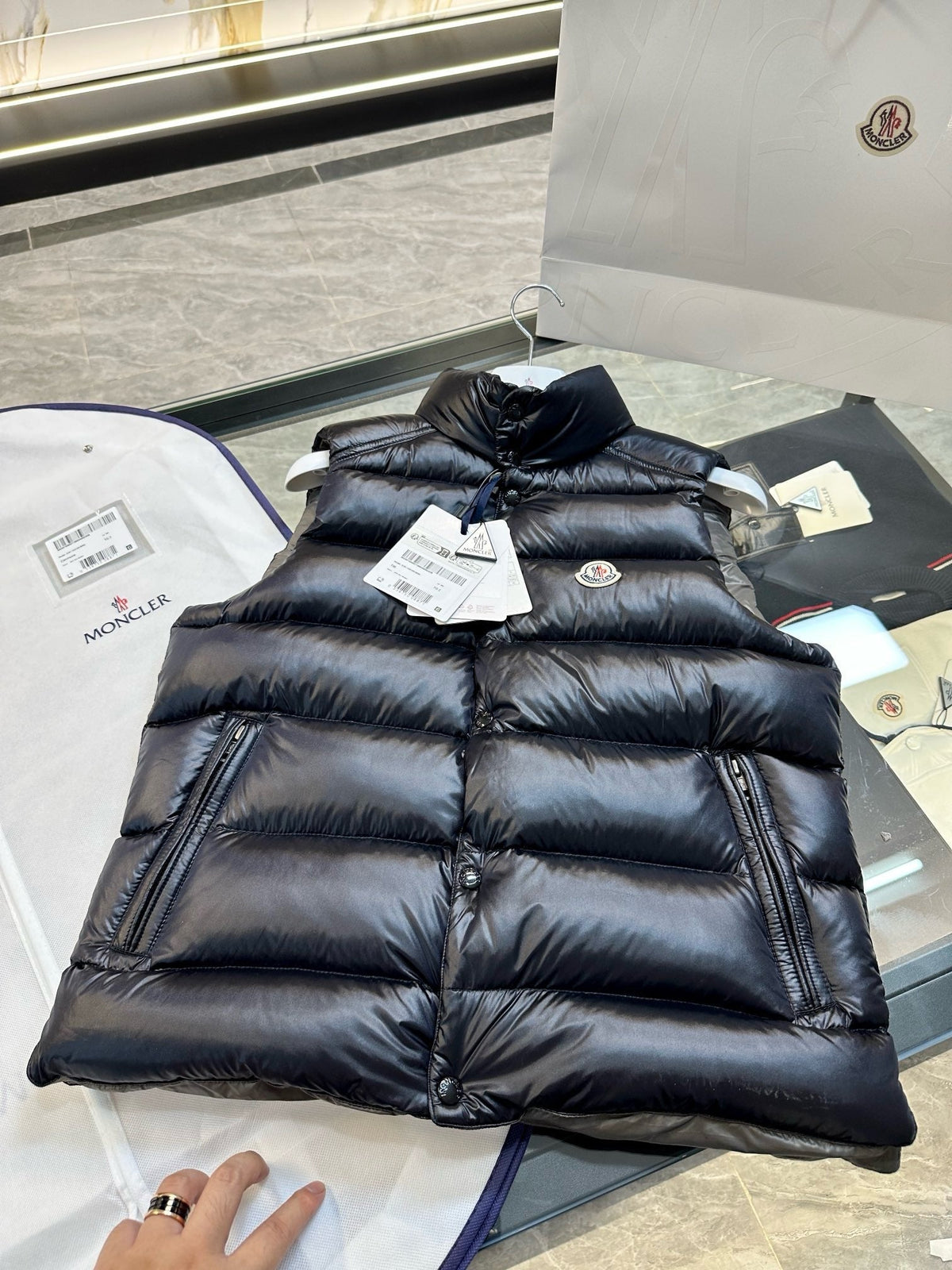 Black Nylon Glossy Gilet - Men's