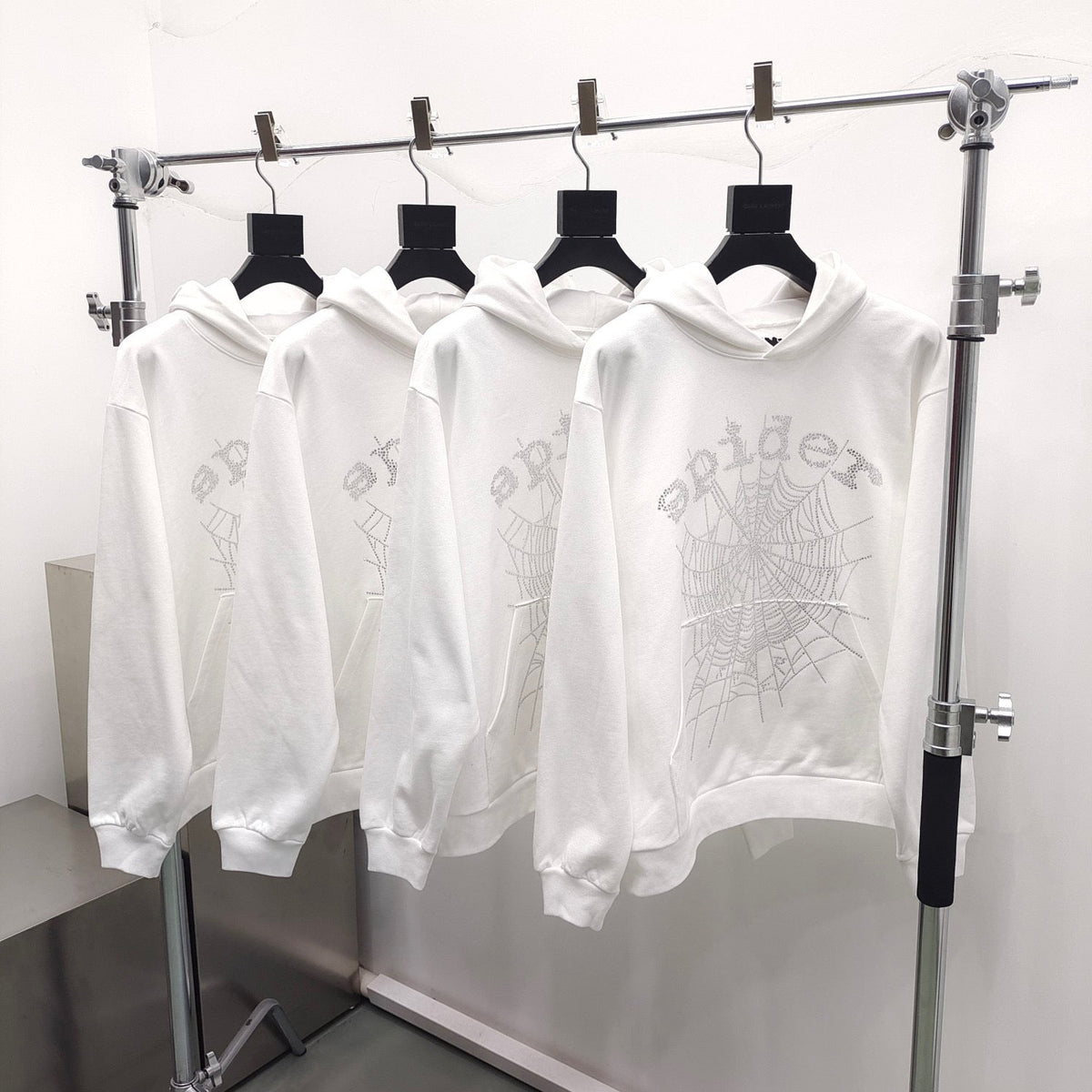 White Cotton Web Print Pullover - Men's