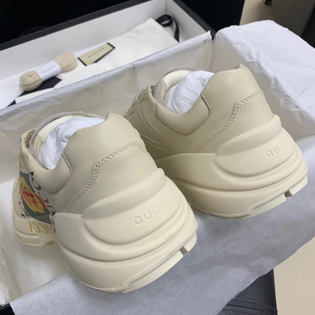 Rhyton Vintage Logo Sneakers