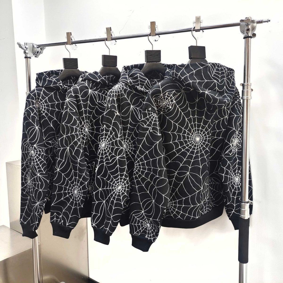 Black Cotton Web Print Pullover - Men's