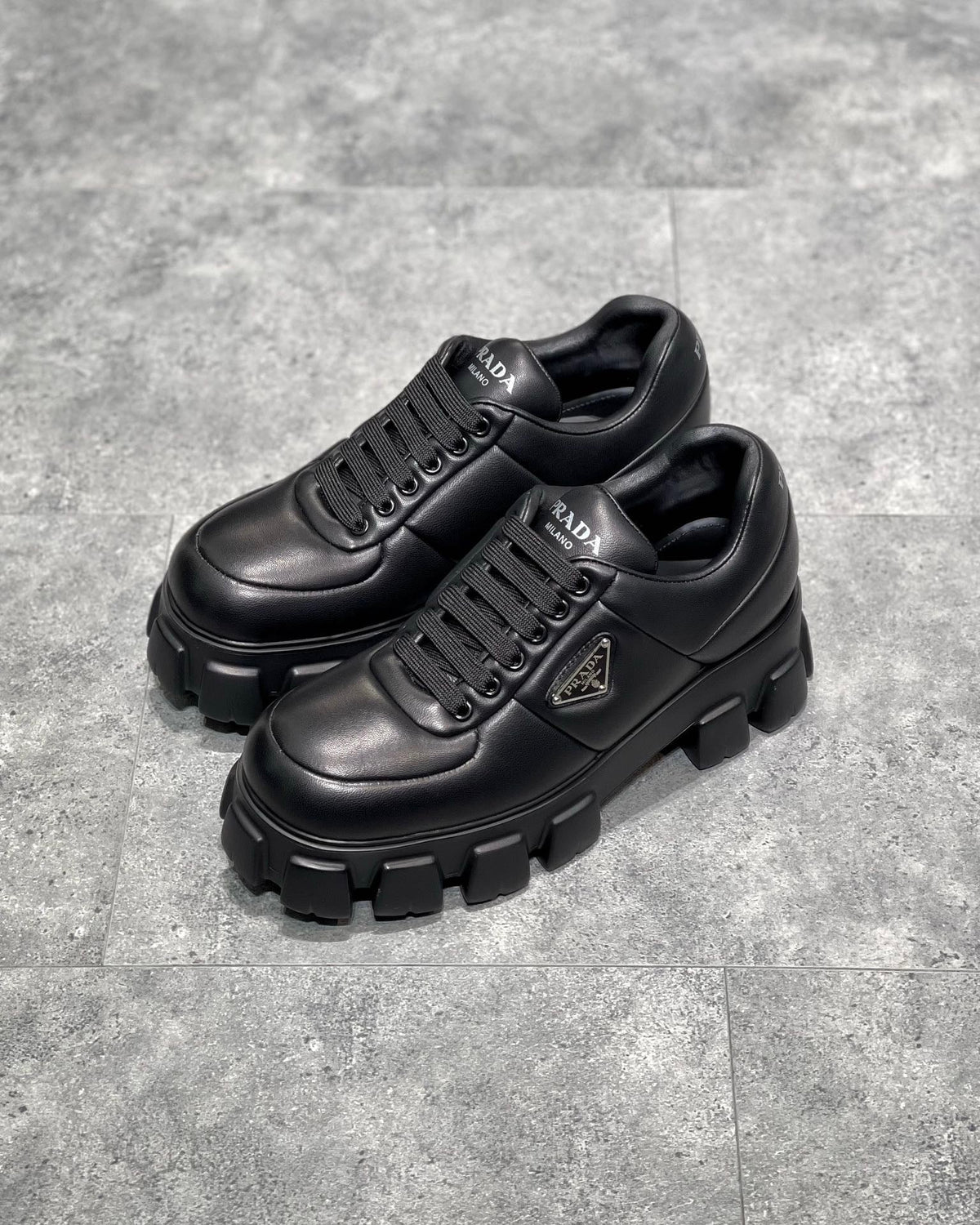 Black Leather Lug-Sole Chunky - Men's