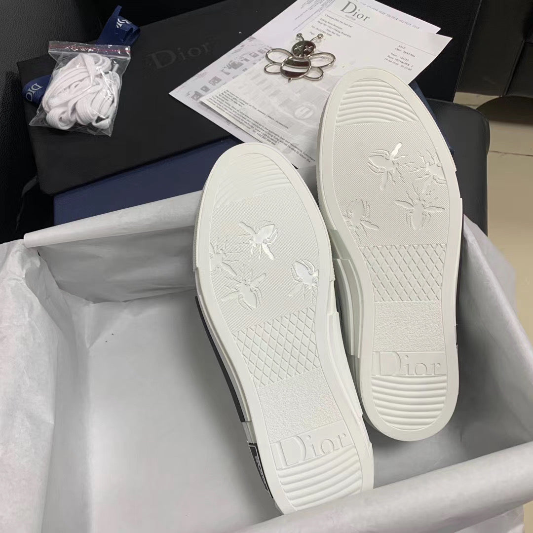 B23 High-Top Print Sneakers