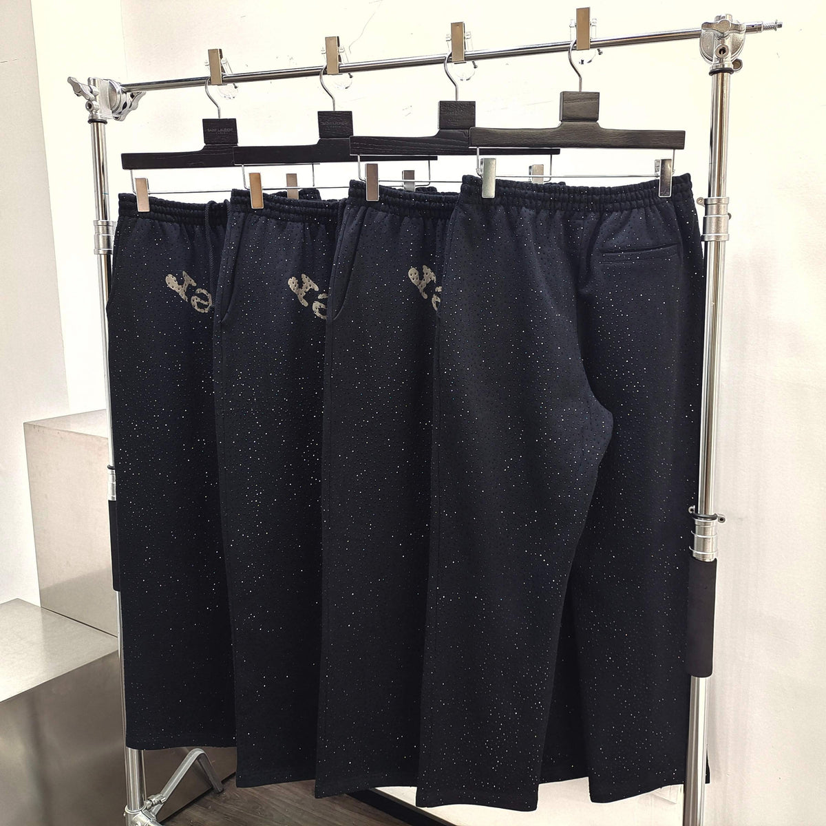 Black Cotton Graphic Wide-Leg - Men's