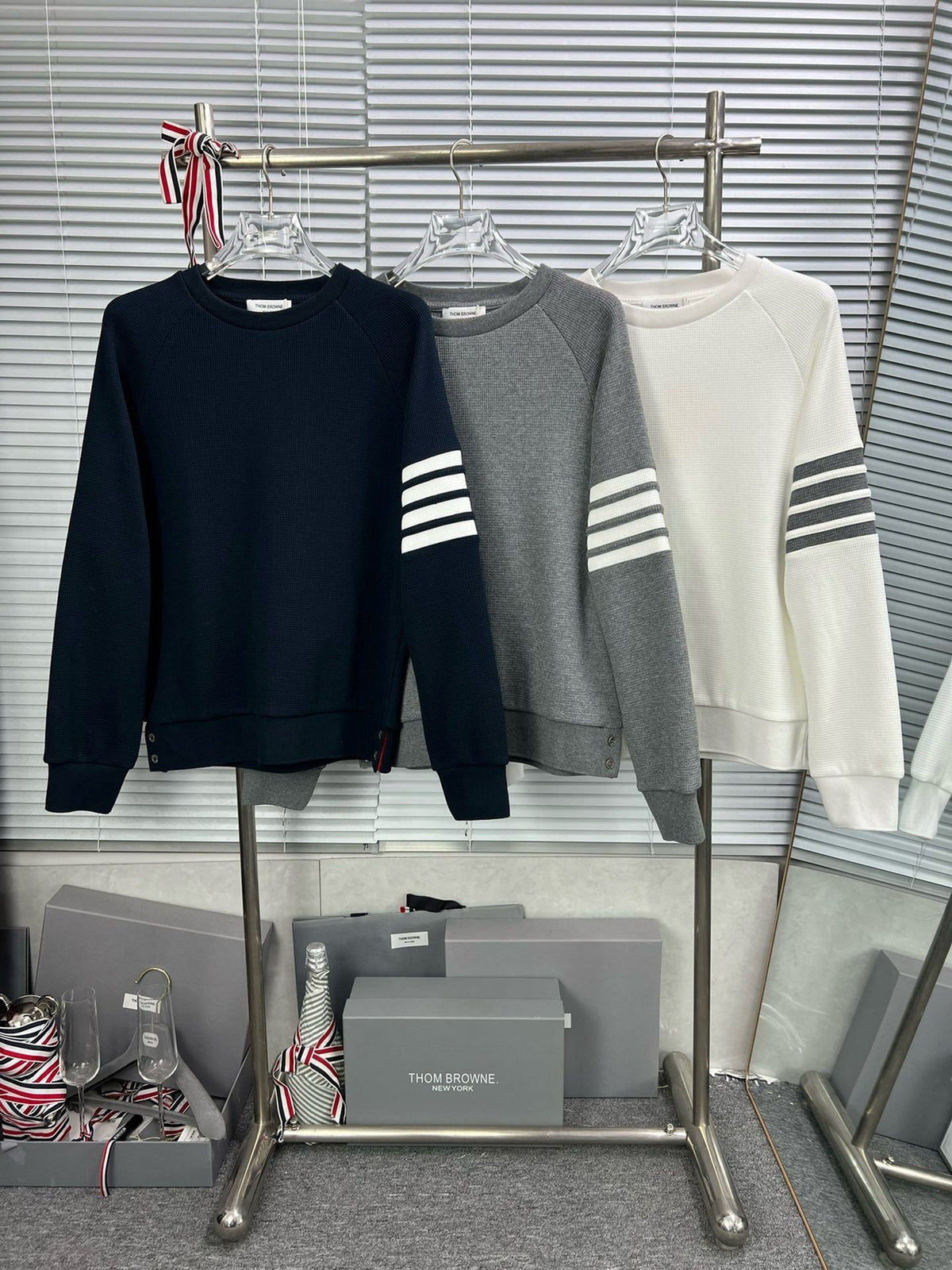 4-Bar Crewneck Grey Loopback - Men's