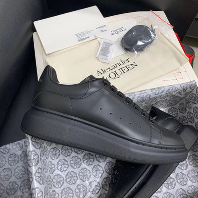 Oversized All Black Sneakers