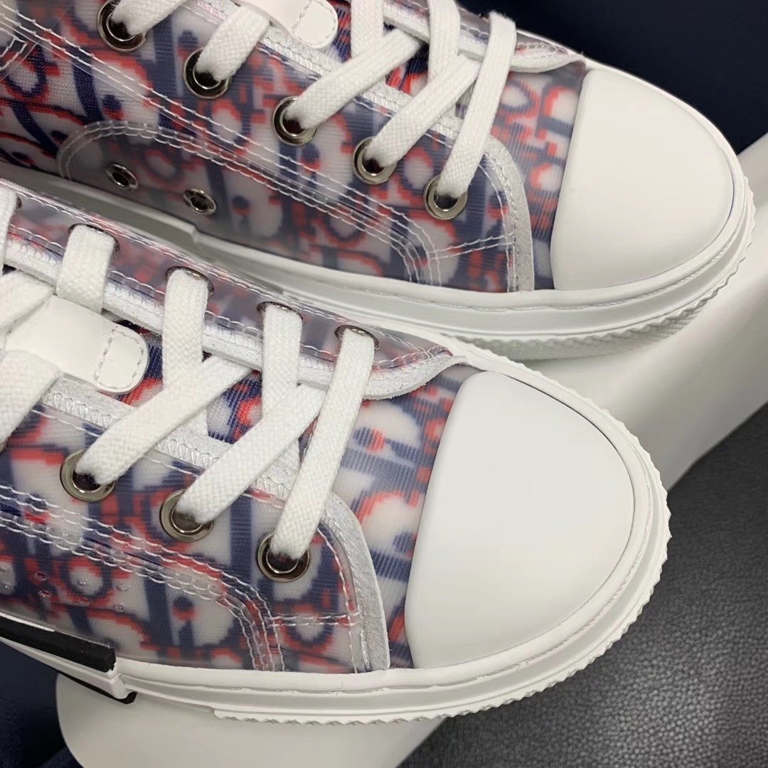 B23 Low Pink and Blue Oblique Sneakers