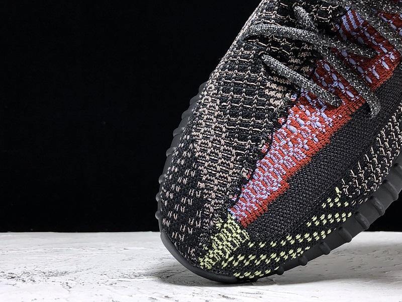 Yeezy Boost 350 V2 Zyon Sneakers