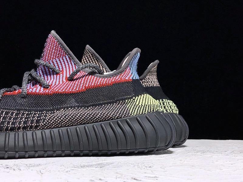 Yeezy Boost 350 V2 Zyon Sneakers