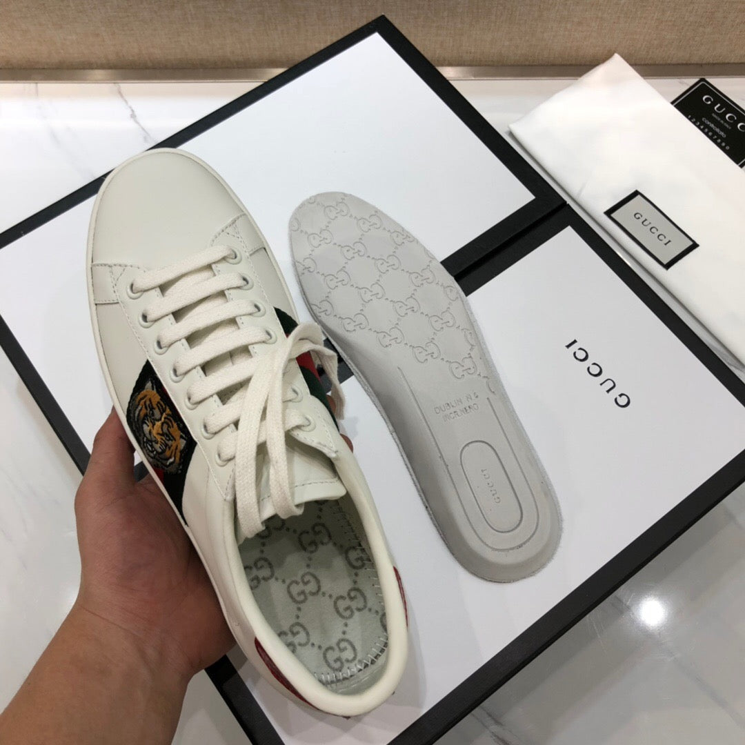 White Leather Embroidered Low-Top - Men's