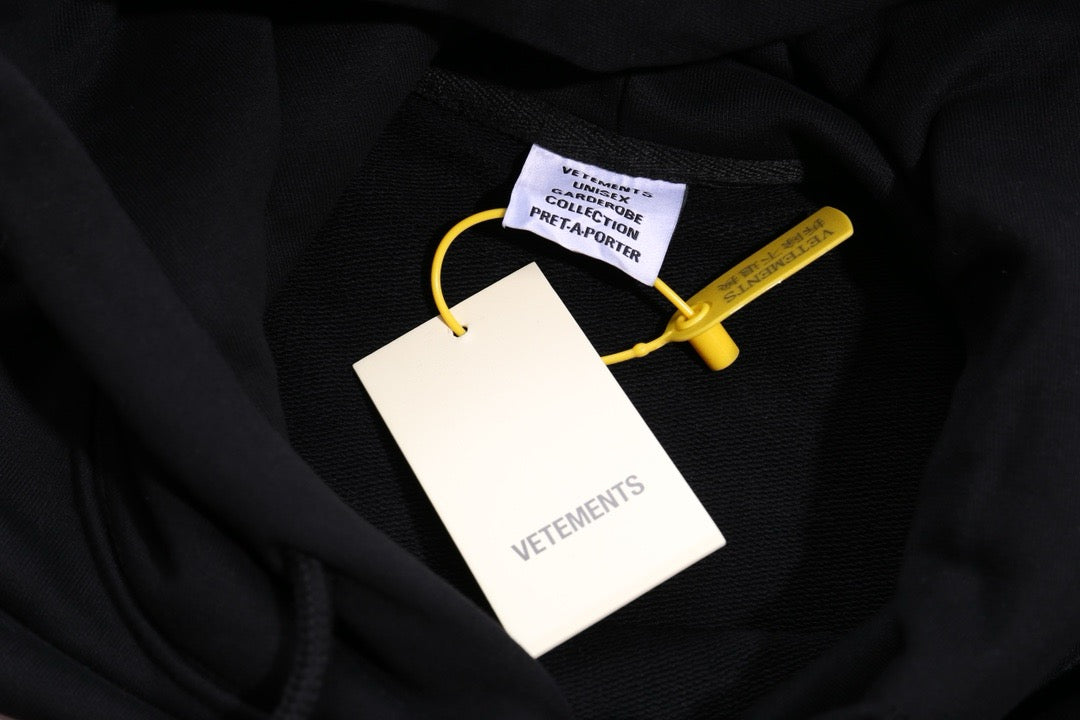 Black Cotton Graphic Pullover - Men's