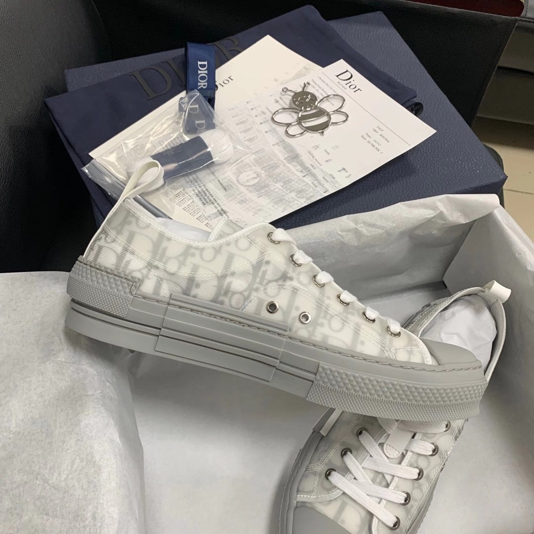 B23 Low Grey Oblique Sneakers