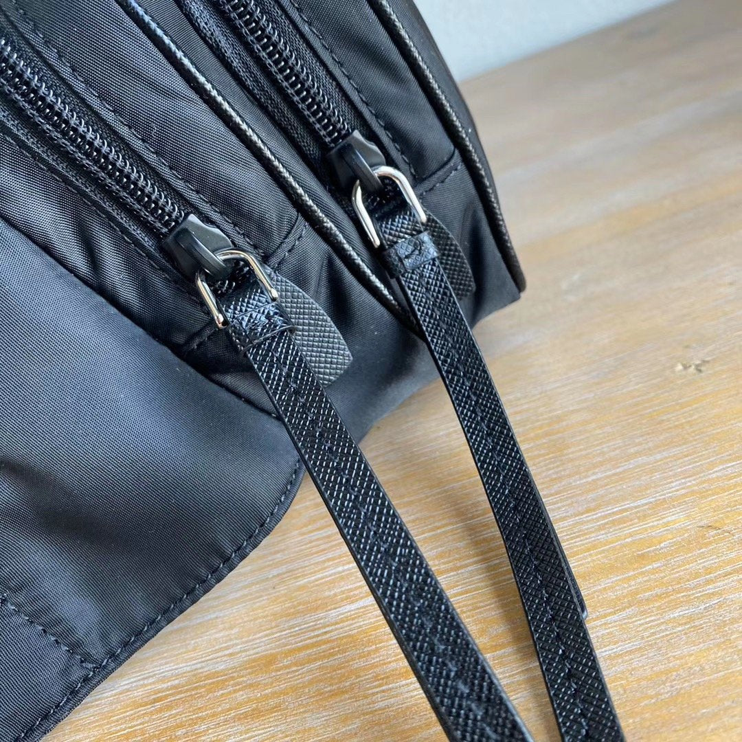 placa met lica Belt Bag