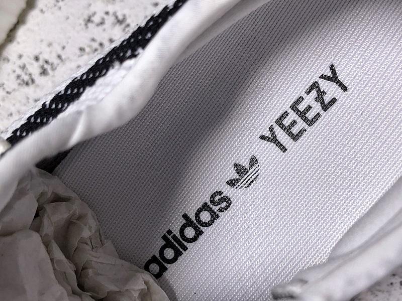 Yeezy Boost 350 V2 Zebra Sneakers