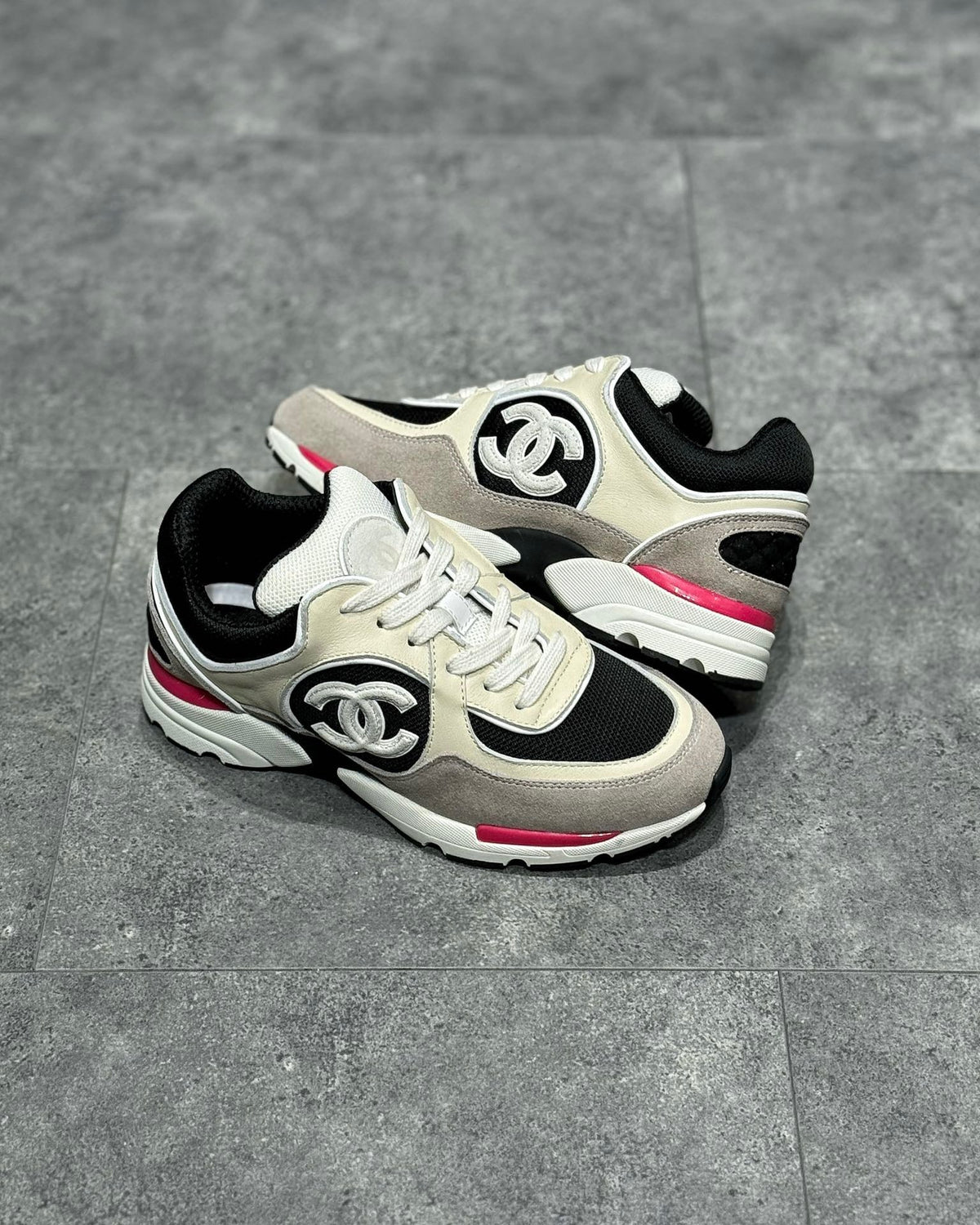 White Mesh Colourblock Chunky - Women's