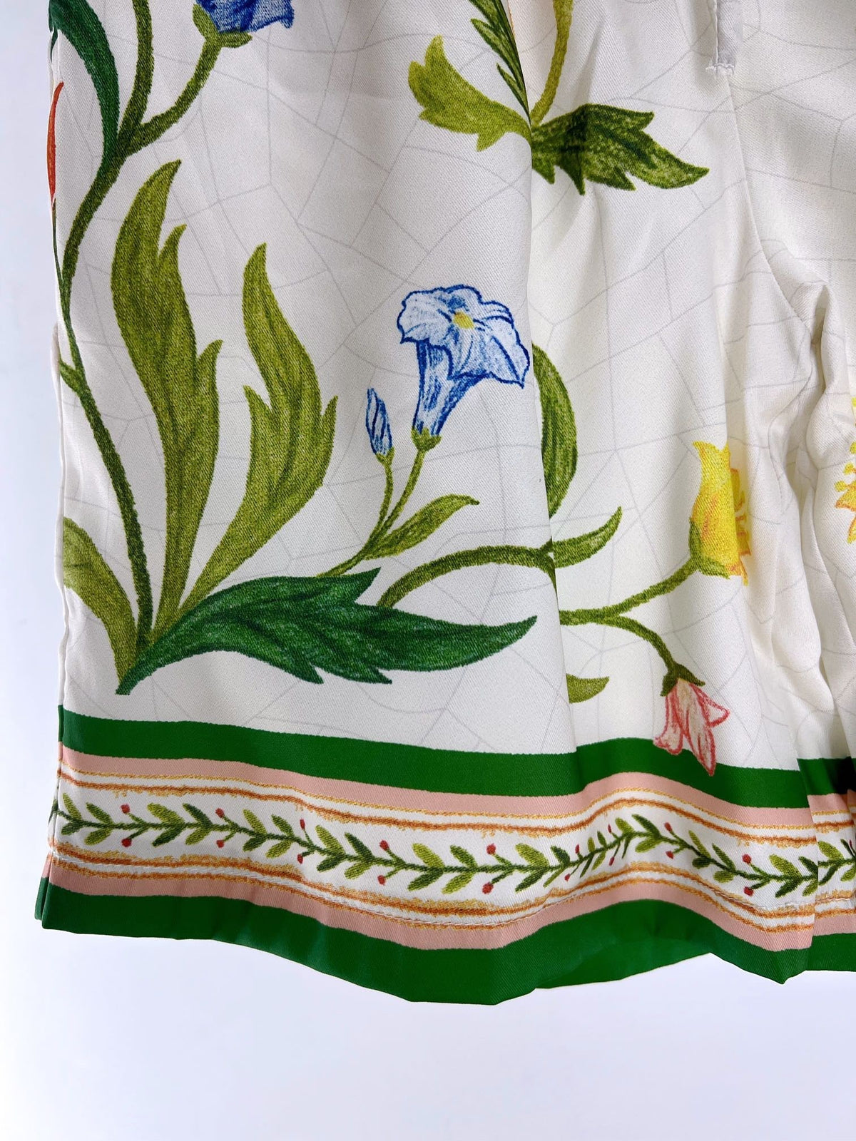 Botanical Print Silk Shorts - Men's