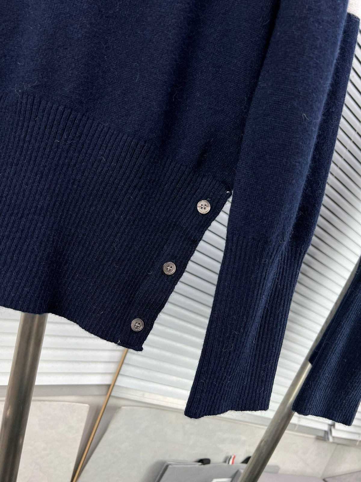 4-Bar Crewneck Navy Knit - Men's