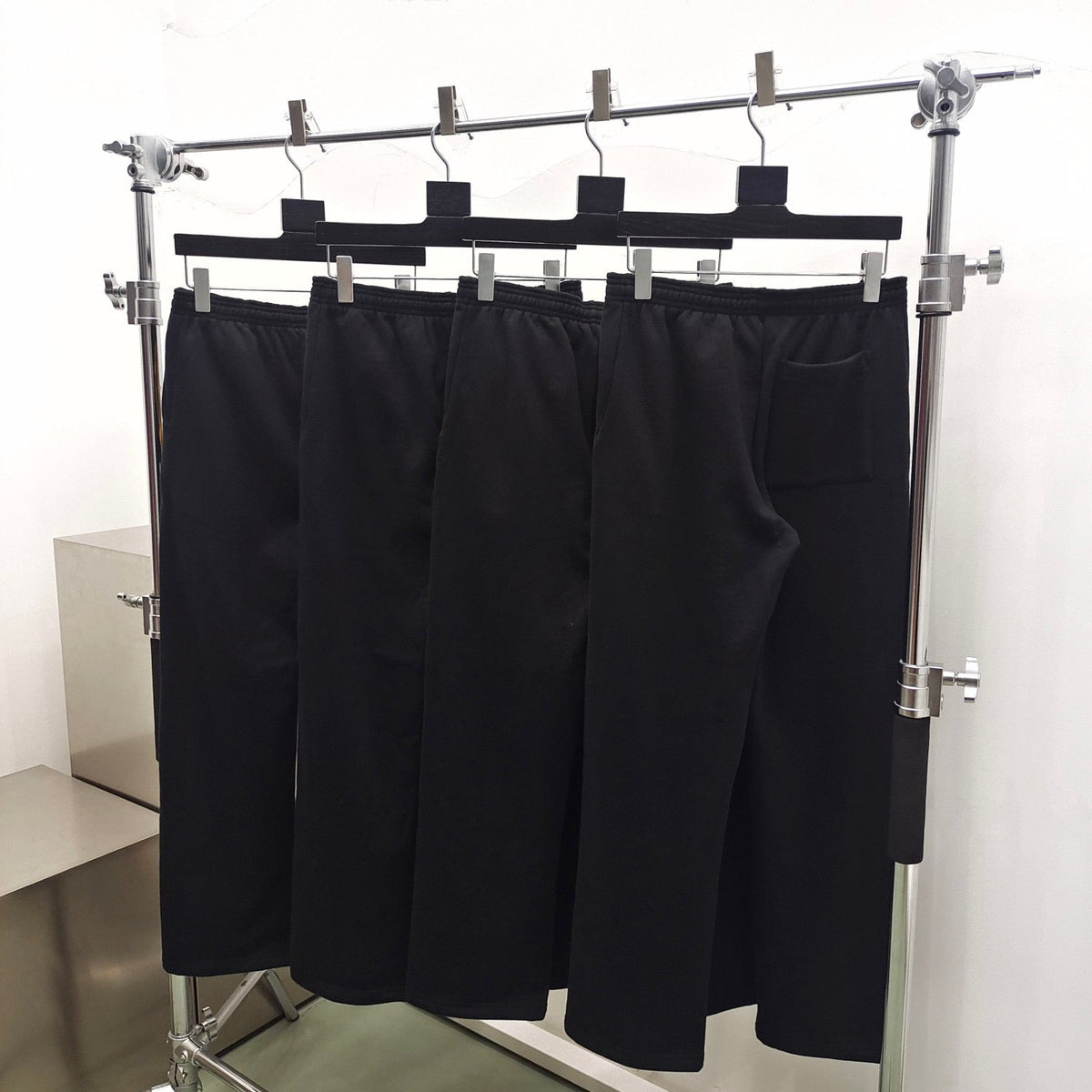 Black Cotton Spider Graphic Wide-Leg - Men's