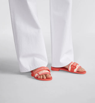 Evolution Stylish Ease Slides