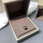Jeux De Rose Gold Diamond Necklace – LUX VERSE Luxury Designer Fashion Outlet