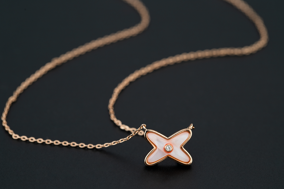 Jeux De Necklace 1 Diamond – LUX VERSE Luxury Designer Fashion Outlet