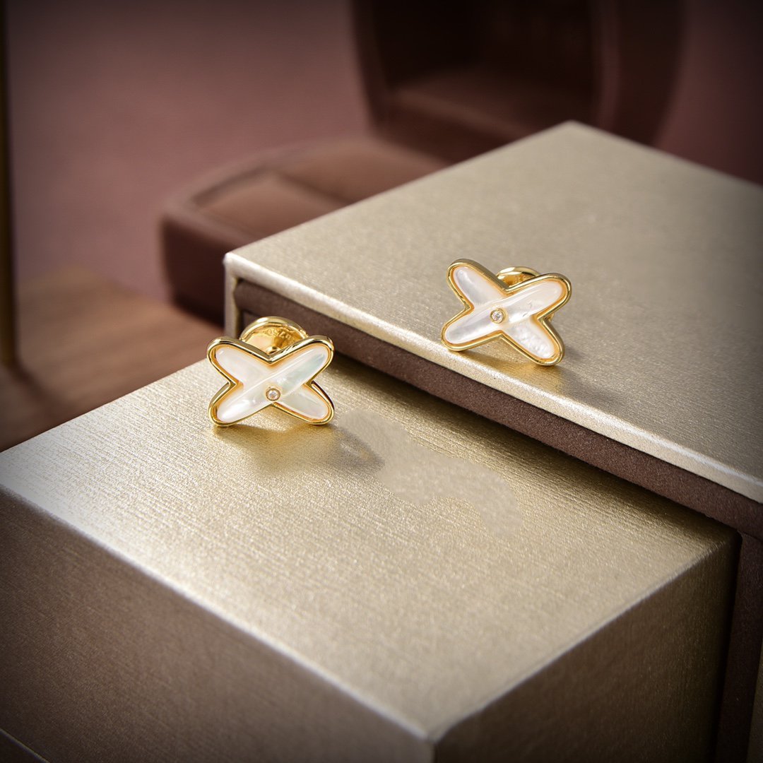 Jeux De White Mop Gold Diamond Earrings – LUX VERSE Luxury Designer Fashion Outlet