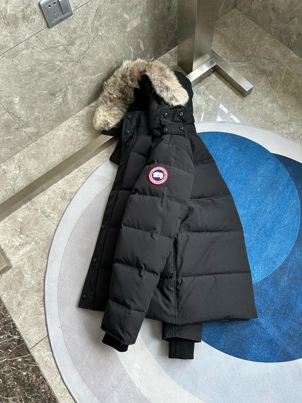 Black and White Parka - Men's