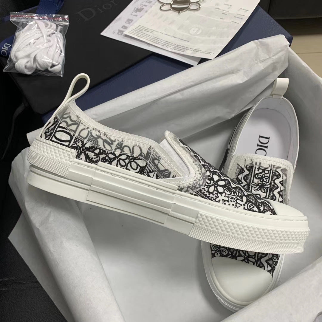 B23 High-Top Print Sneakers
