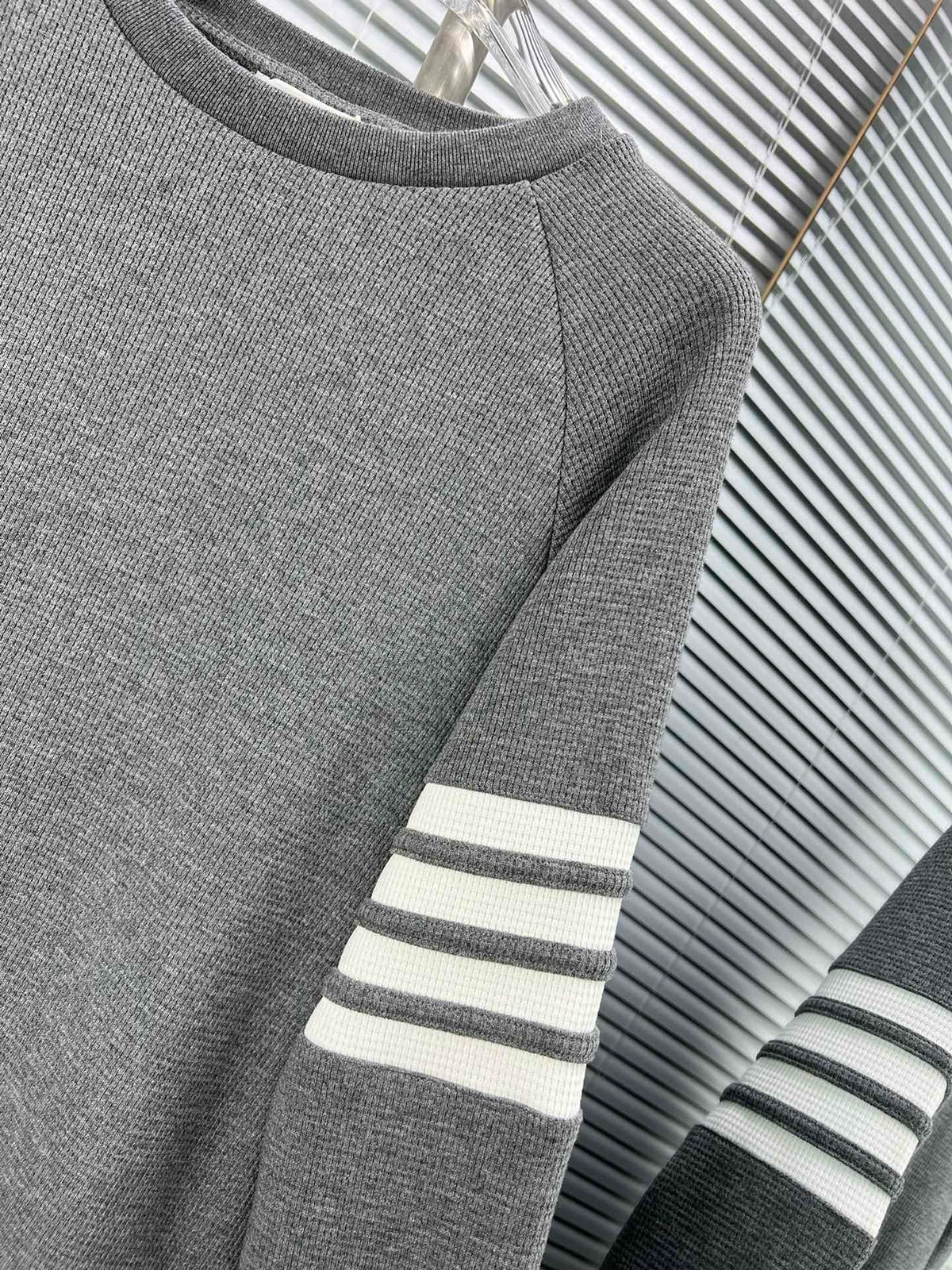 4-Bar Crewneck Grey Loopback - Men's