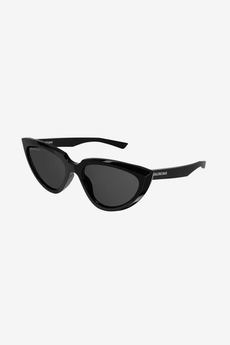 Angular black cat-eye sunglasses – tip Cat 2.0 shape – LUX VERSE Luxury Designer Fashion Outlet