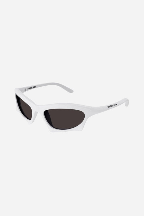 Bat rectangle sunglasses in white – bat Rectangle Sunglasses in silver bio injected nylon with mirror silver – LUX VERSE Luxury Designer Fashion Outlet