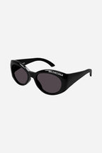 Black oval sunglasses – a concept featuring really smooth surfaces, volumes and peculiar bended end pieces – LUX VERSE Luxury Designer Fashion Outlet