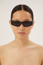 Black rectangular sunglasses – the lasered logo is enhanced with enamel and is placed on the top bevel reaching – LUX VERSE Luxury Designer Fashion Outlet