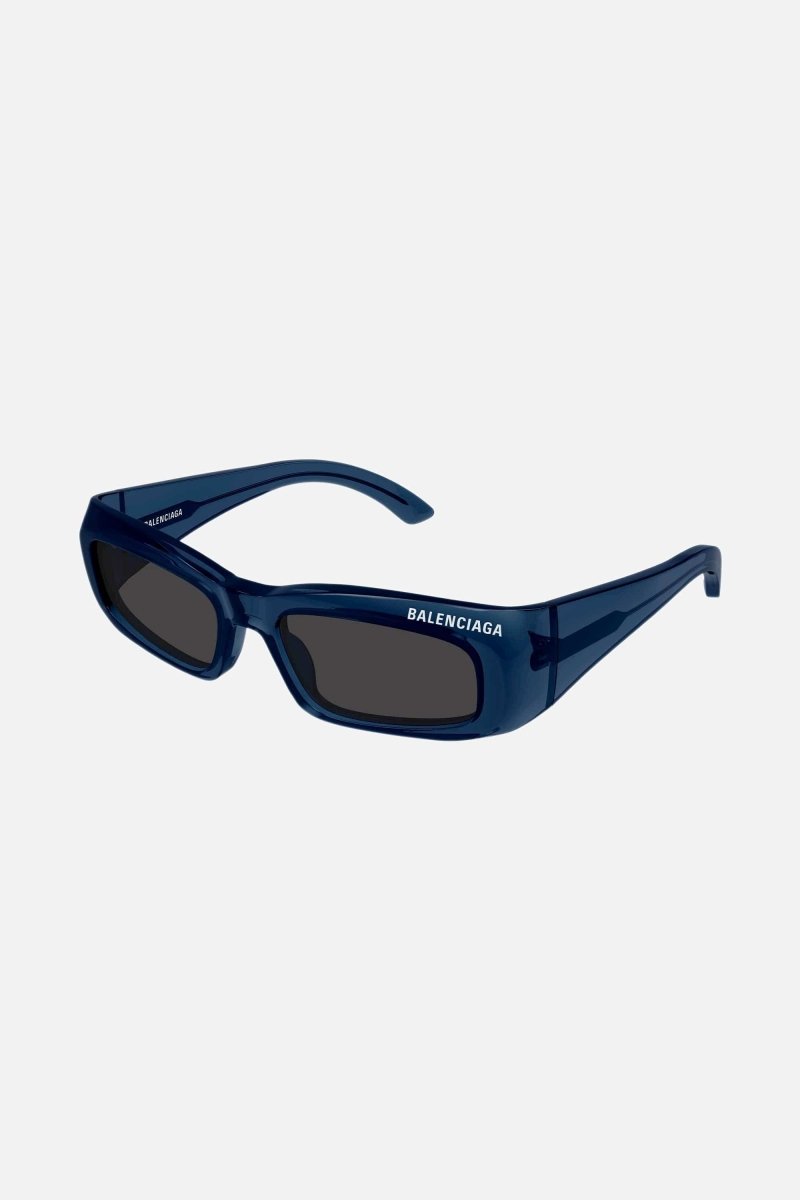Dark blue rectangular sunglasses – a concept featuring really smooth surfaces, volumes and peculiar bended end pieces – LUX VERSE Luxury Designer Fashion Outlet